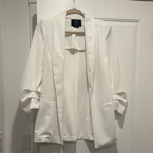 Boom Boom Jeans Classic White Blazer